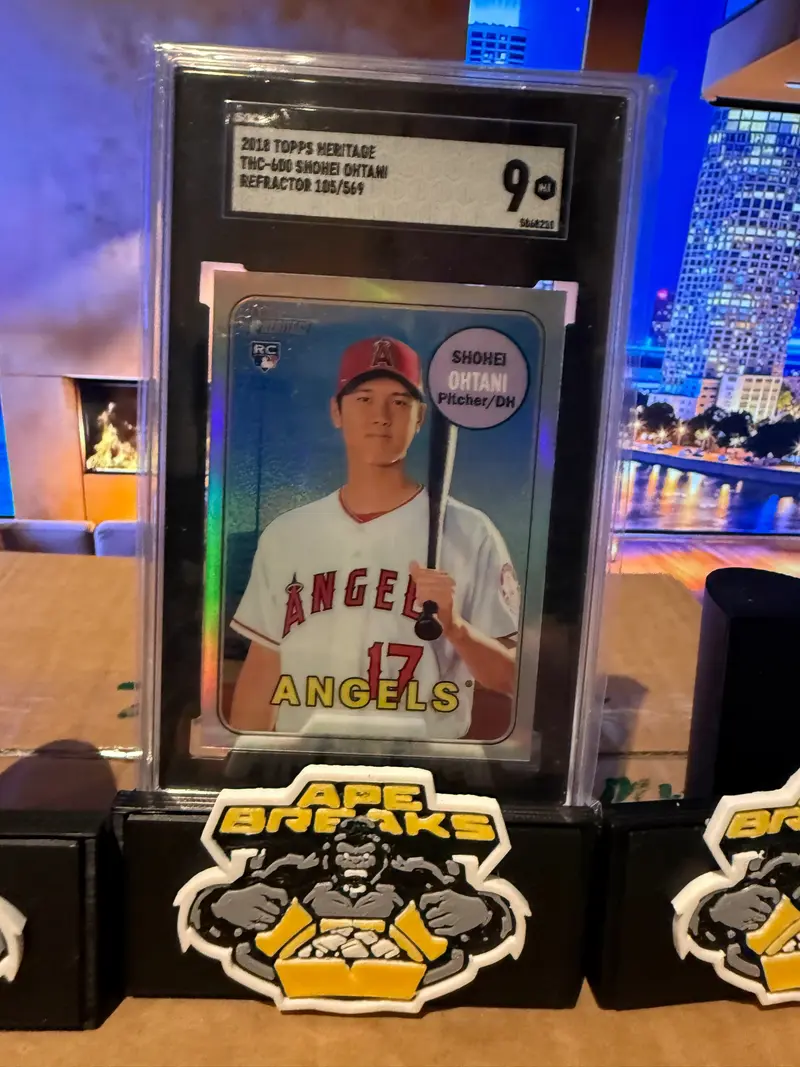 2018 Topps Heritage Chrome Refractor Shohei Ohtani Rookie Card